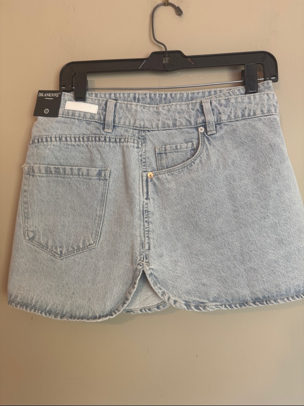 NWT- BLANKNYC Denim Wrap Mini Skirt, Tea Break, Size 27 - Picture 8 of 12